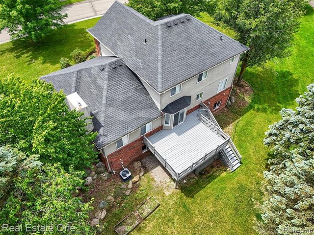 9610 Forest Ridge Drive, Clarkston, MI 48348