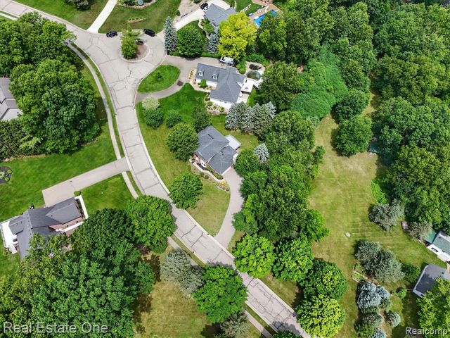 9610 Forest Ridge Drive, Clarkston, MI 48348