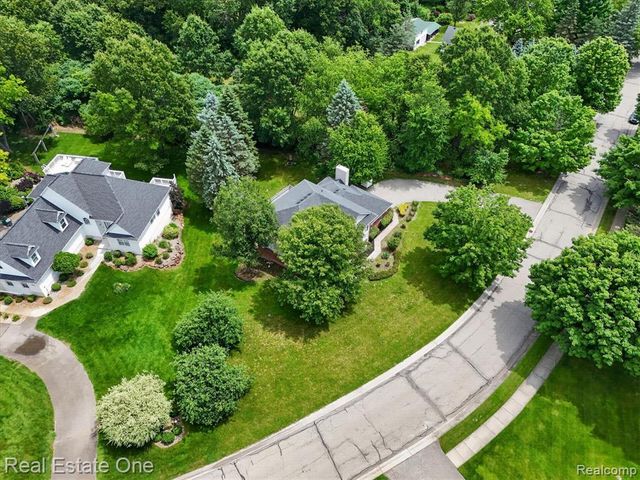 9610 Forest Ridge Drive, Clarkston, MI 48348