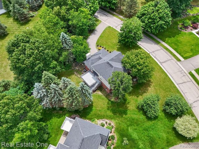 9610 Forest Ridge Drive, Clarkston, MI 48348