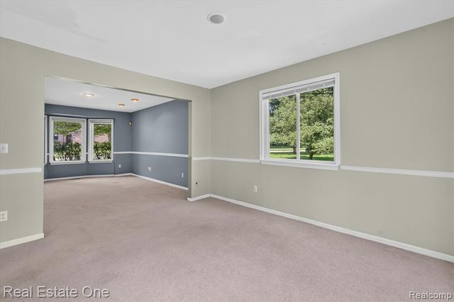9610 Forest Ridge Drive, Clarkston, MI 48348