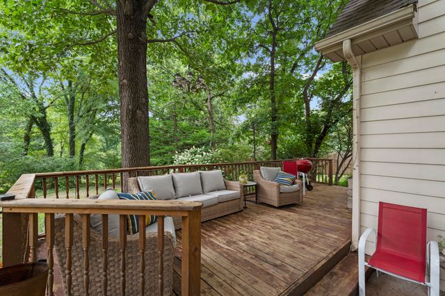 1201 Harber Oaks Loop, Grove, OK 74344