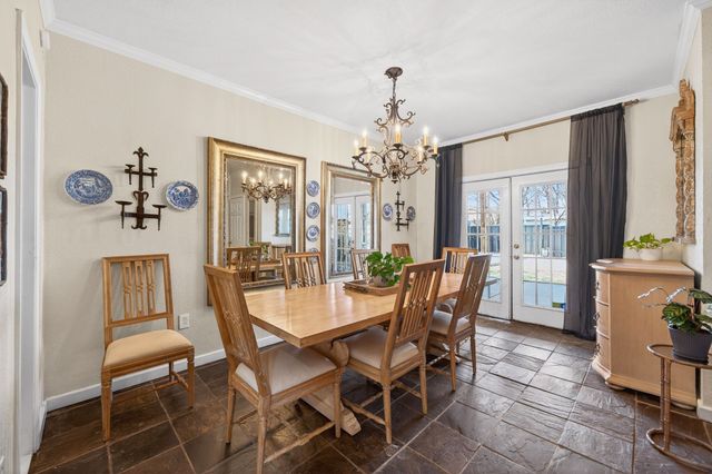 607 Bethpage Avenue, Dallas, TX 75217