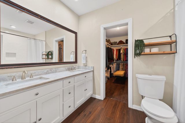 607 Bethpage Avenue, Dallas, TX 75217