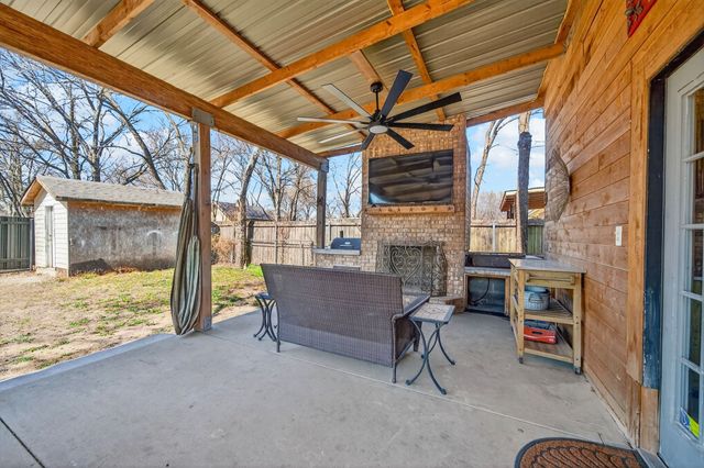 607 Bethpage Avenue, Dallas, TX 75217