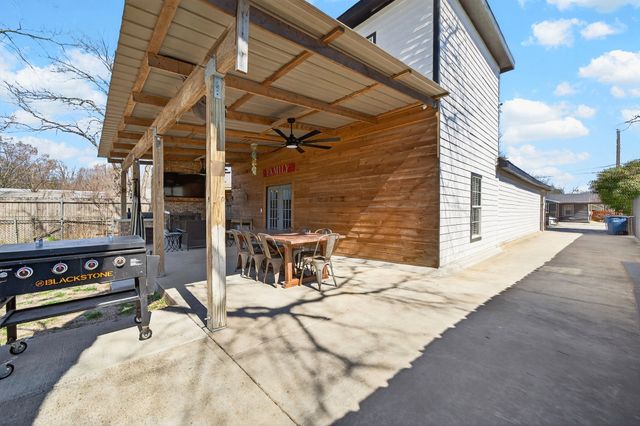 607 Bethpage Avenue, Dallas, TX 75217