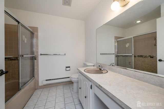 1270-B Argyll Circle, Lakewood, NJ 08701