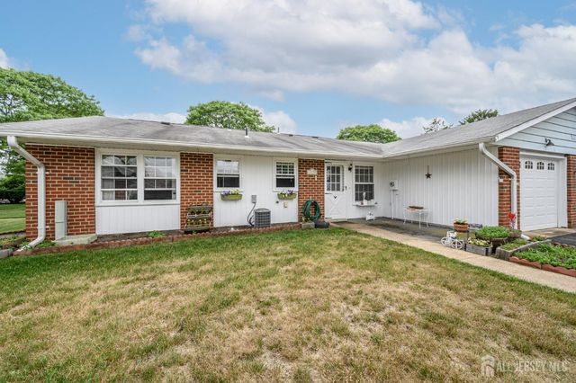 1270-B Argyll Circle, Lakewood, NJ 08701