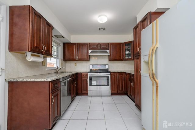 1270-B Argyll Circle, Lakewood, NJ 08701