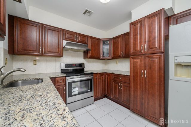 1270-B Argyll Circle, Lakewood, NJ 08701