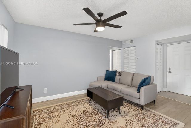 9999 Summerbreeze Dr 401, Sunrise, FL 33322