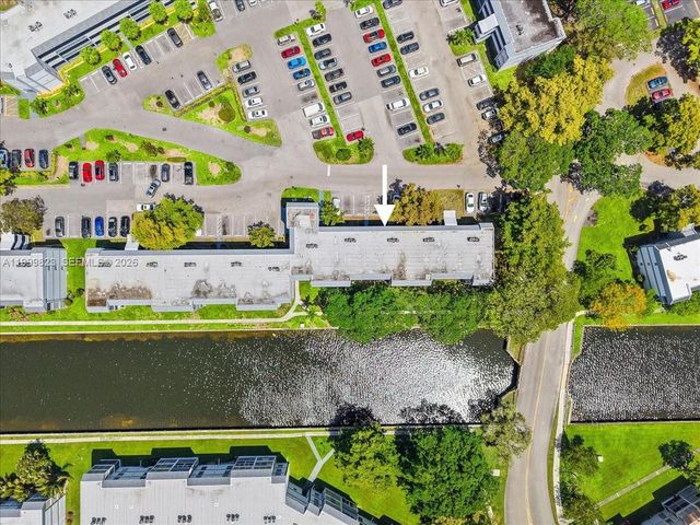 8350 Sands Point Blvd E303, Tamarac, FL 33321