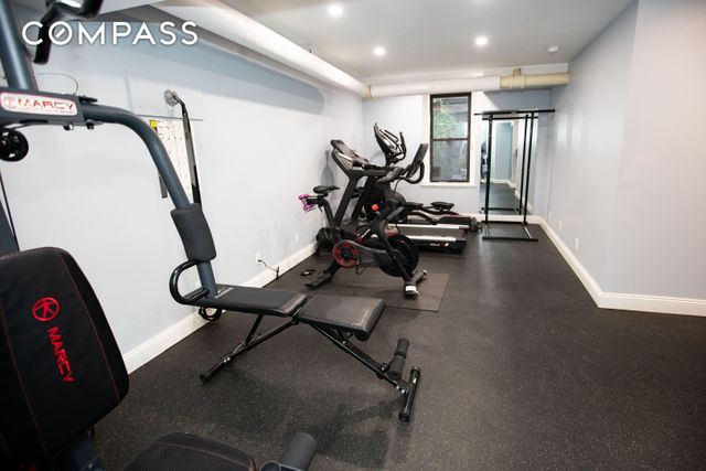 119 W 71st St Apt 9B, New York City, NY 10023