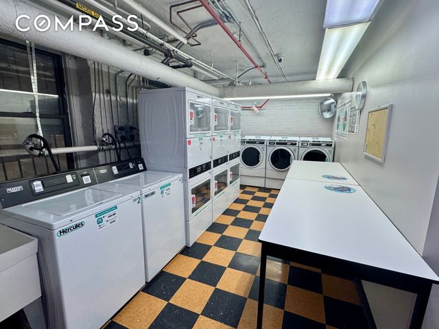 119 W 71st St Apt 9B, New York City, NY 10023