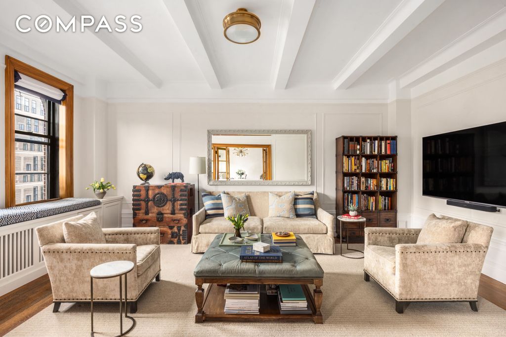 119 W 71st St Apt 9B, New York City, NY 10023