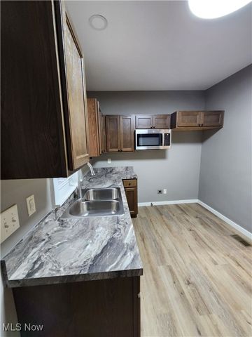 448 N 6th Street, Cambridge, OH 43725