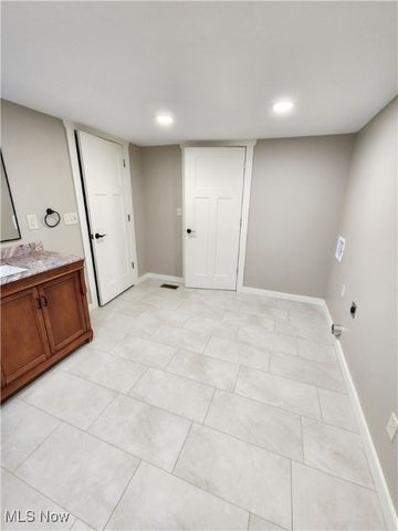 448 N 6th Street, Cambridge, OH 43725