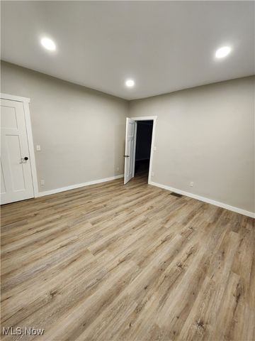 448 N 6th Street, Cambridge, OH 43725