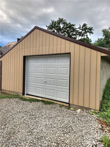 448 N 6th Street, Cambridge, OH 43725