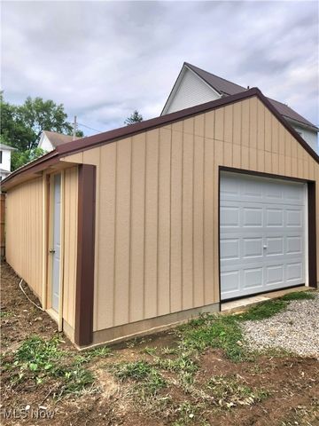 448 N 6th Street, Cambridge, OH 43725