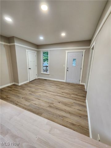 448 N 6th Street, Cambridge, OH 43725