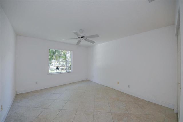 7151 SE Twin Oaks Cir, Stuart, FL 34997