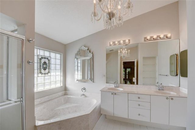 7151 SE Twin Oaks Cir, Stuart, FL 34997