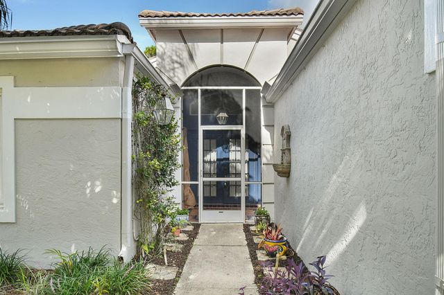 7151 SE Twin Oaks Cir, Stuart, FL 34997