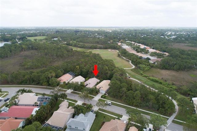 7151 SE Twin Oaks Cir, Stuart, FL 34997