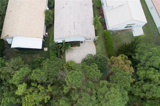 7151 SE Twin Oaks Cir, Stuart, FL 34997
