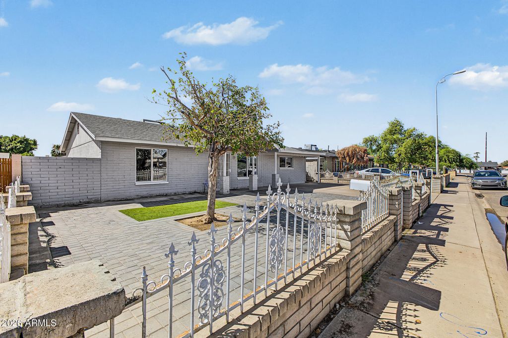 4923 W GRANADA Road, Phoenix, AZ 85035 — photo 4