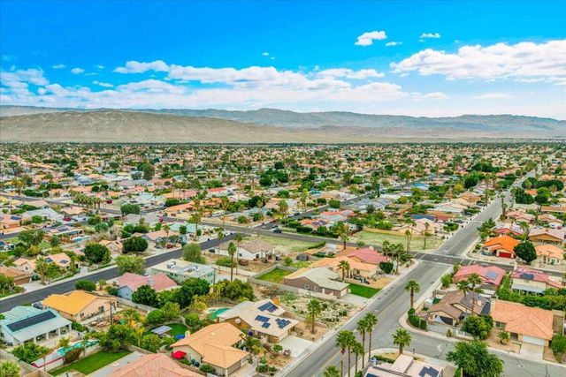 68220 Mccallum Way, Cathedral City, CA 92234