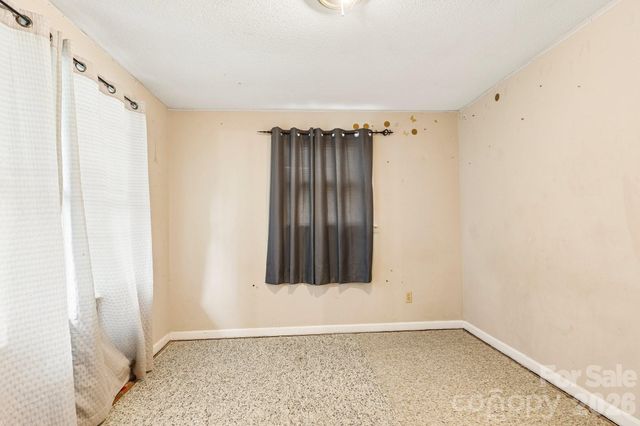 2130 23rd Street Place NE, Hickory, NC 28601