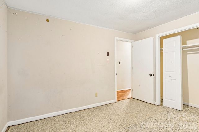 2130 23rd Street Place NE, Hickory, NC 28601