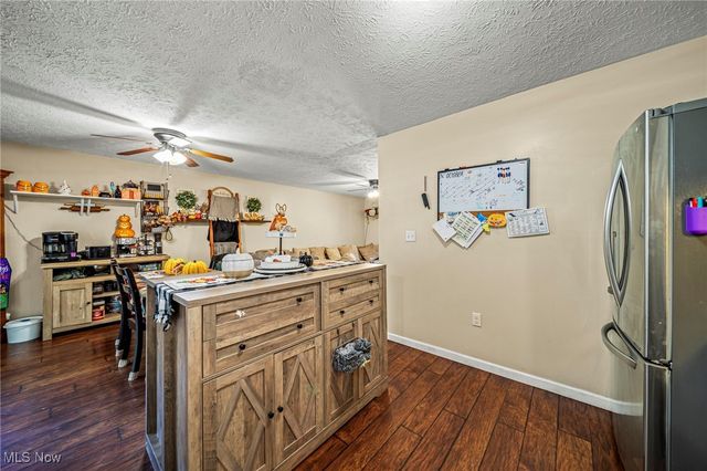 7435 Glenwood Road, Conneaut, OH 44030