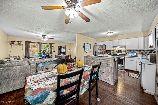 7435 Glenwood Road, Conneaut, OH 44030