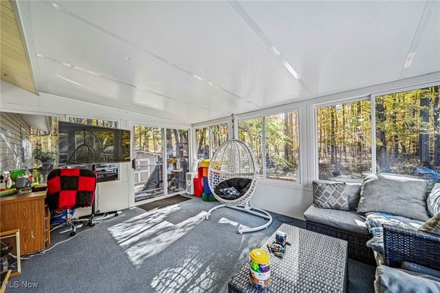 7435 Glenwood Road, Conneaut, OH 44030