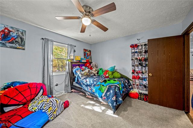 7435 Glenwood Road, Conneaut, OH 44030