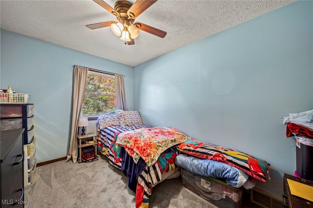 7435 Glenwood Road, Conneaut, OH 44030