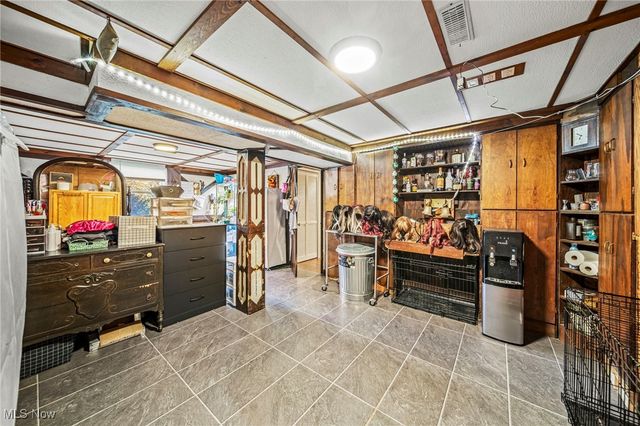 7435 Glenwood Road, Conneaut, OH 44030