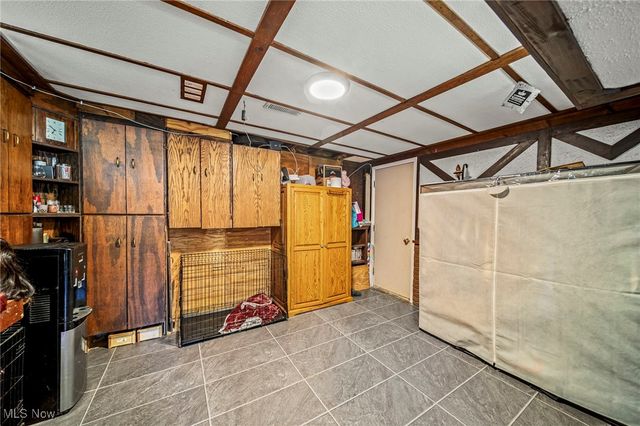 7435 Glenwood Road, Conneaut, OH 44030