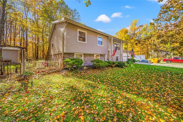 7435 Glenwood Road, Conneaut, OH 44030