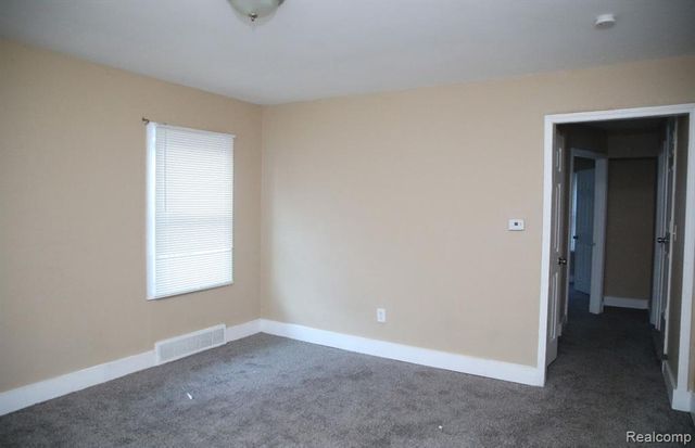 18254 Stout Street, Detroit, MI 48219