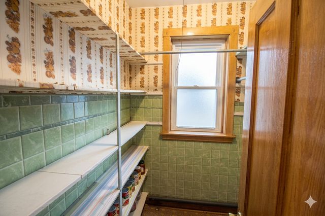 2132 W Walton Street 2, Chicago, IL 60622