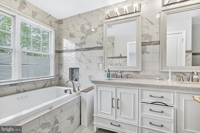 166 NEIL CT, Princeton, NJ 08540
