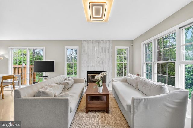 166 NEIL CT, Princeton, NJ 08540