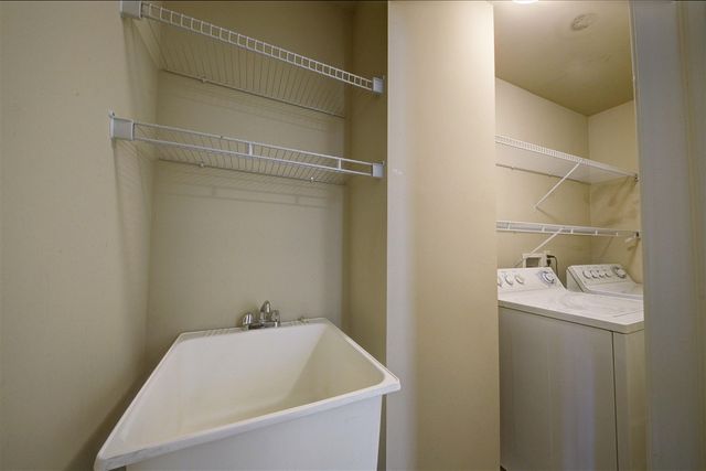 5788 Hampshire Lane, Ypsilanti, MI 48197