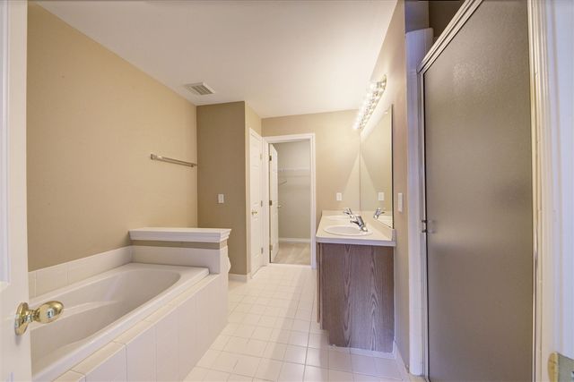 5788 Hampshire Lane, Ypsilanti, MI 48197