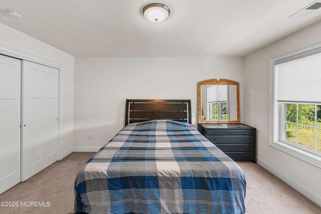 18 Mccormick Avenue N, Old Bridge, NJ 08857