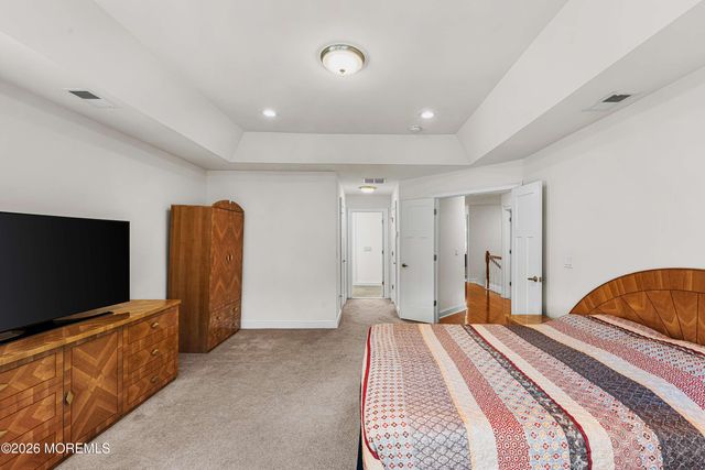 18 Mccormick Avenue N, Old Bridge, NJ 08857